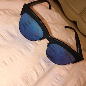 Blue & Black Cat-eye Sunglasses